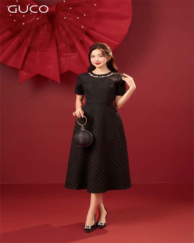đầm body dự tiệc cưới sang trọng