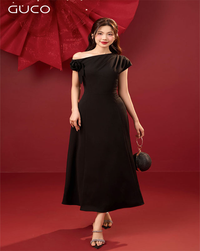 đầm đen dự tiệc