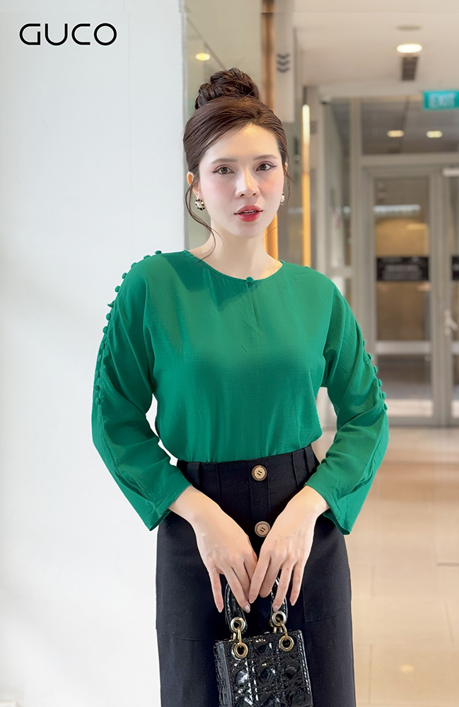 Áo Kiểu Tay Dài Đính Nút - Xanh A625