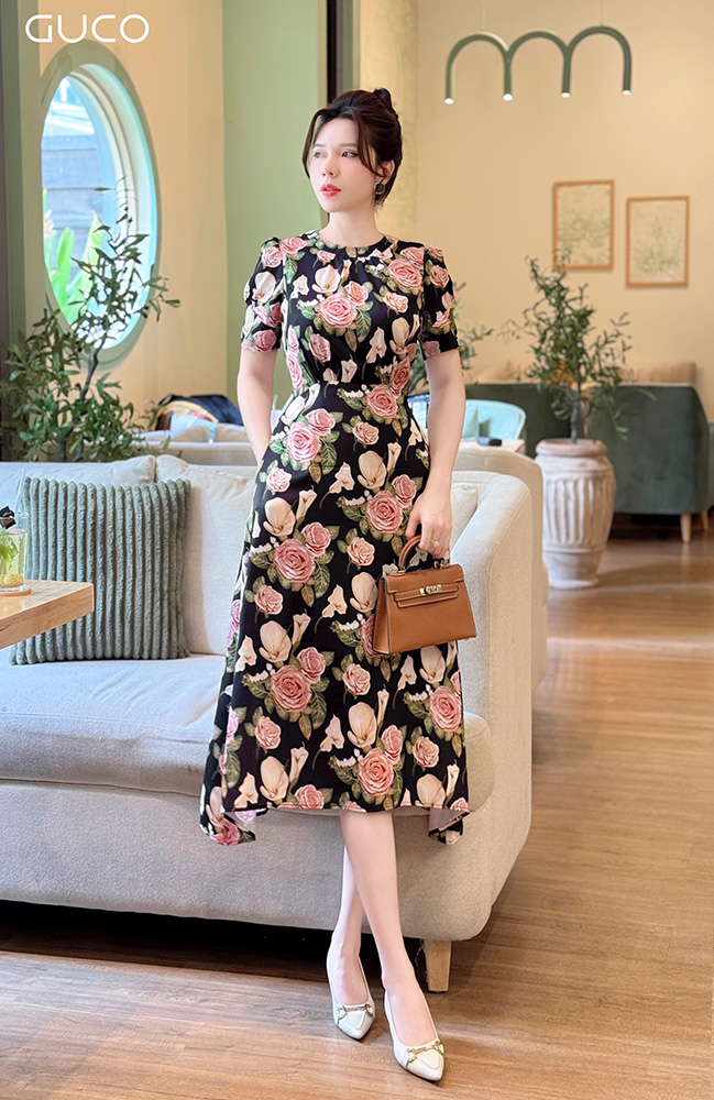 Đầm Xòe Hoa Hồng Cổ Tròn Nhúng - Đen 4957