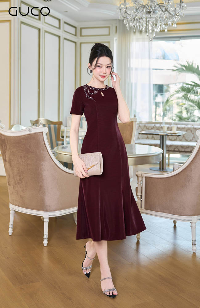 ĐẦM DỰ TIỆC ĐUÔI CÁ CỔ TRÒN ĐÍNH ĐÁ - ĐỎ ĐÔ - 5071