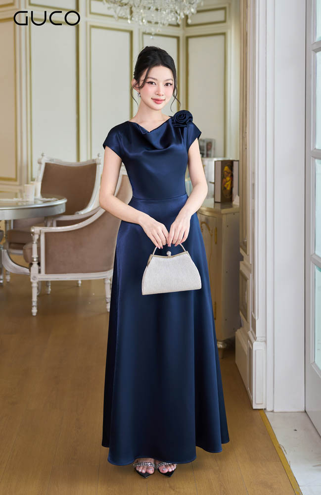 GUCO Đầm Dạ Hội Xanh Navy Cài Hoa Qúi Phái - XANH ĐEN - 5072