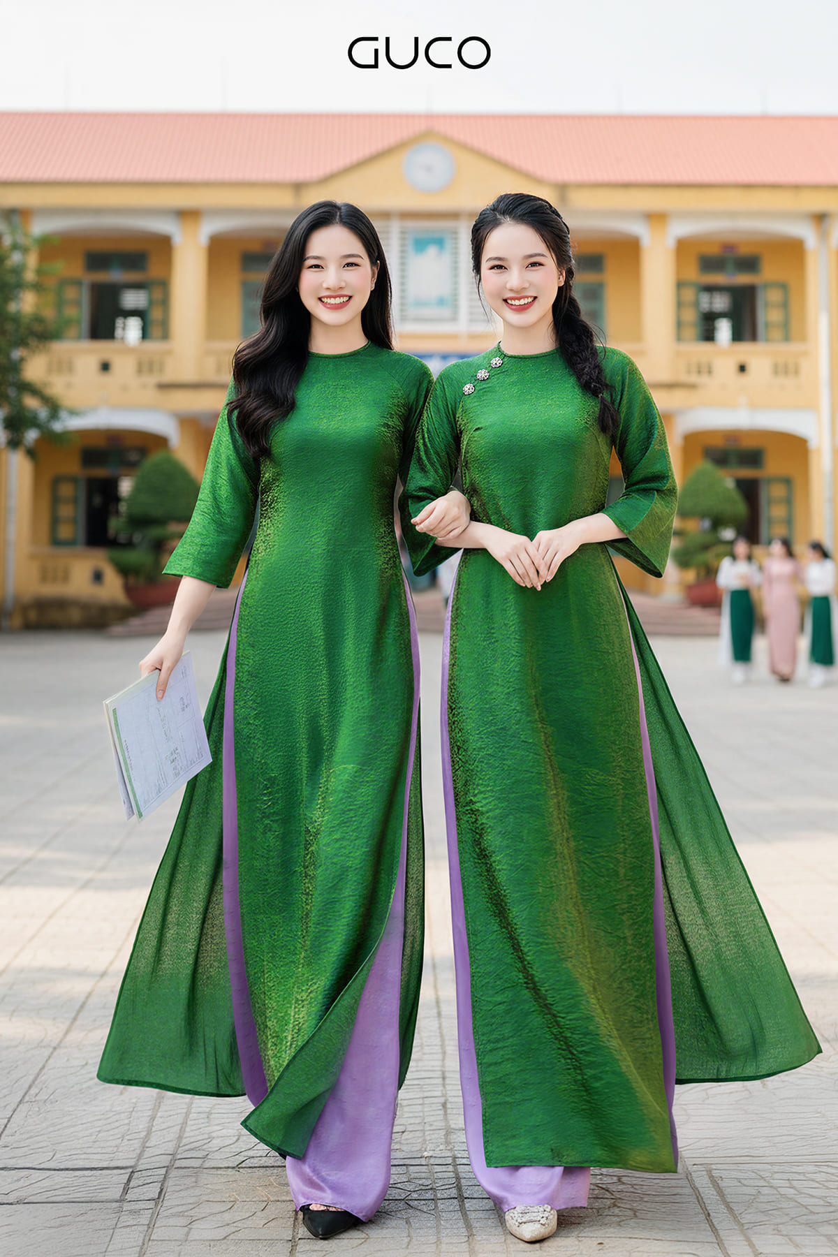 ÁO DÀI DIỆU CÁT KẾT ĐÁ - XANH LÁ - AD17