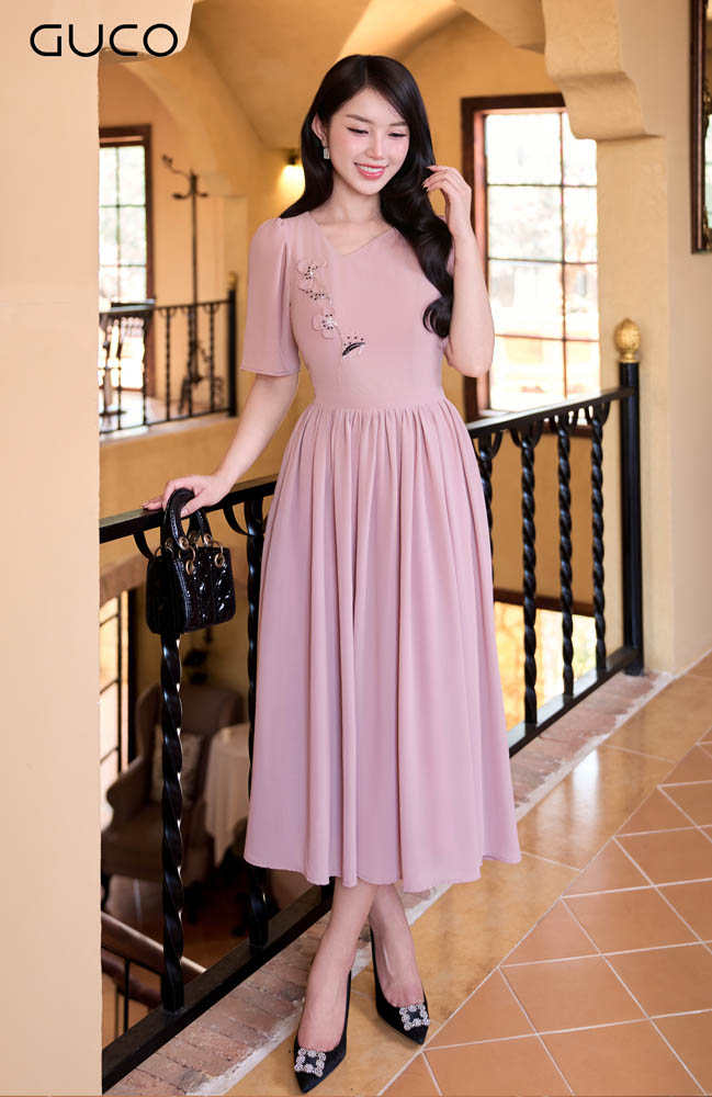 GUCO Đầm Hồng Dịu Dàng Kết Hoa - 5102