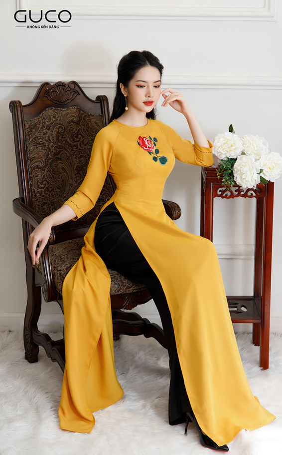Áo dài nữ thêu hoa hồng AD101 màu vàng