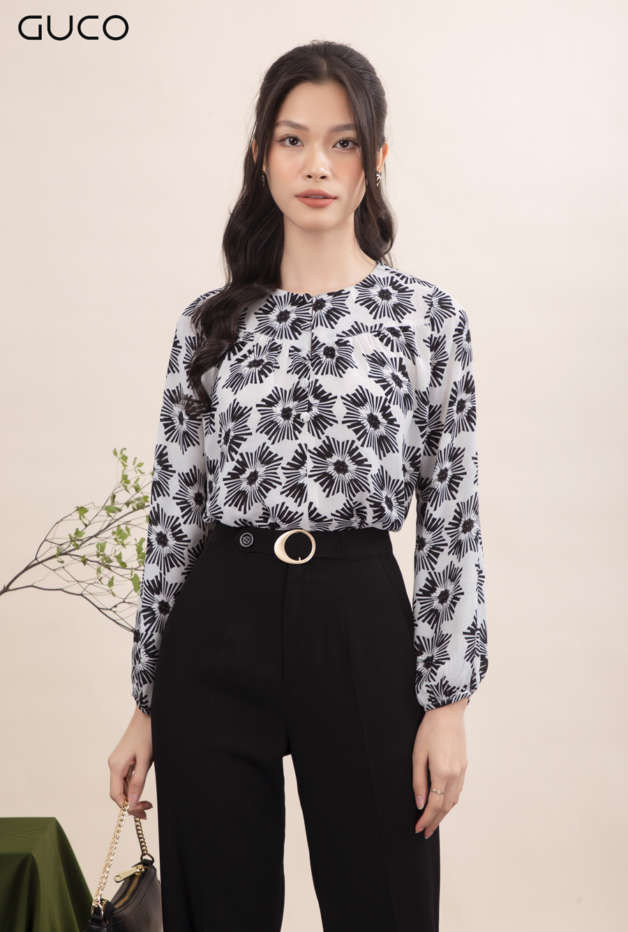 Áo kiểu họa tiết tay dài A279