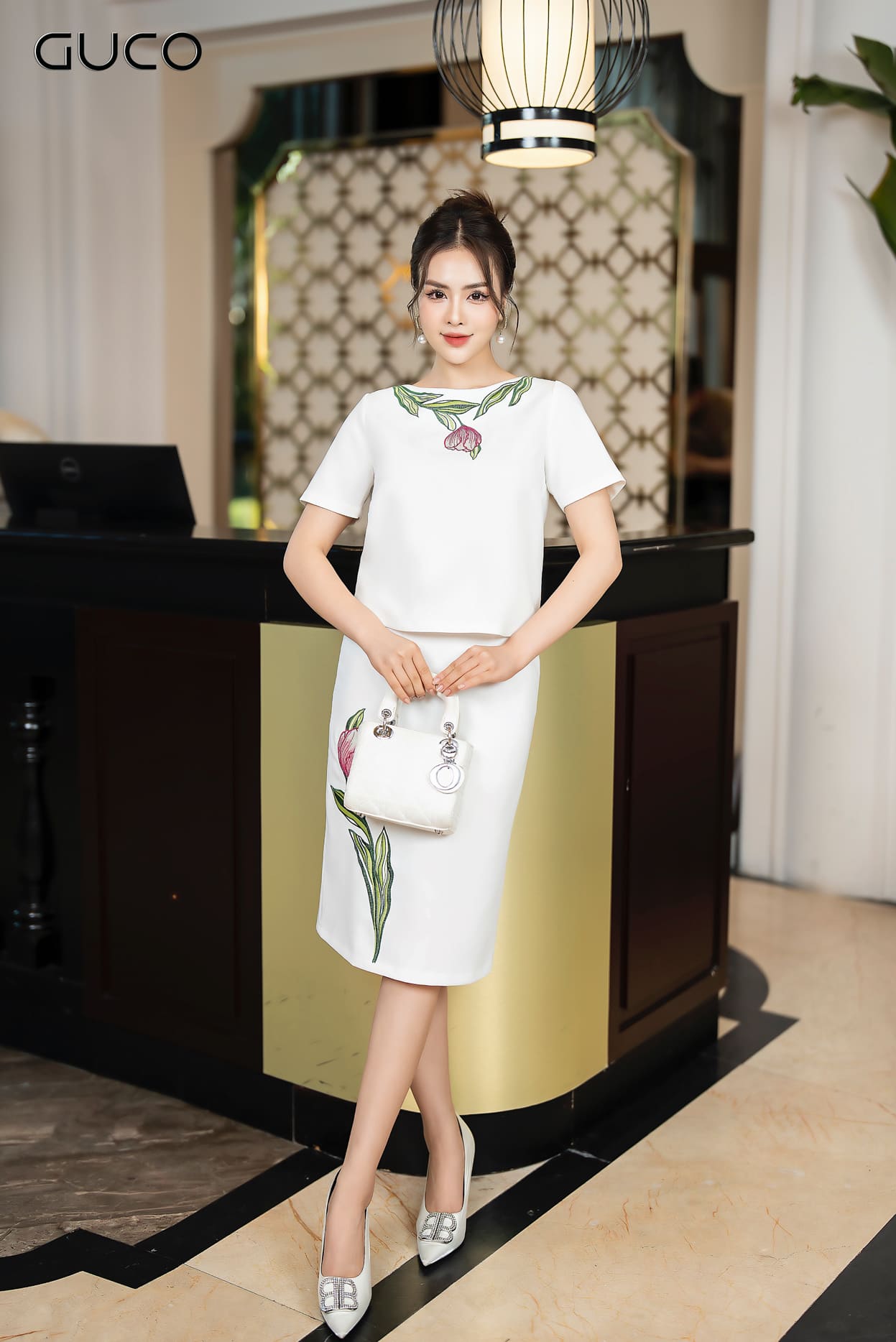 Chân váy thêu hoa Tulip - Trắng V10009