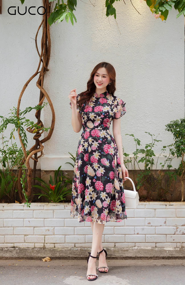 Đầm Xoè Hoa Vàng Đỏ Cổ Kiểu Tay Bèo - Đen 4382