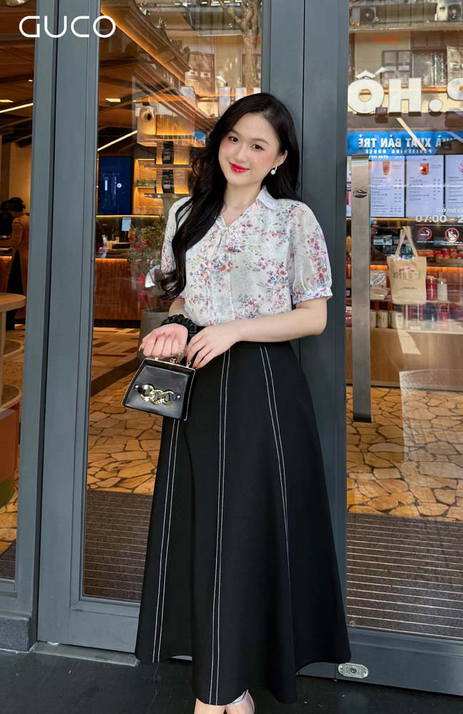  Áo Hoa Nhí Cổ Kiểu Tay Ngắn - Trắng A436